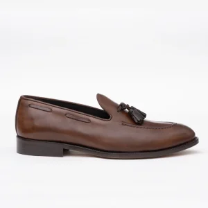 Mocassino mogano con nappine