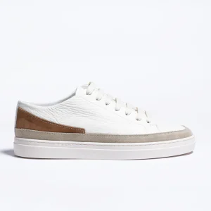 Sneakers in pelle bianca allacciata con profili scomosciati beige e marrone