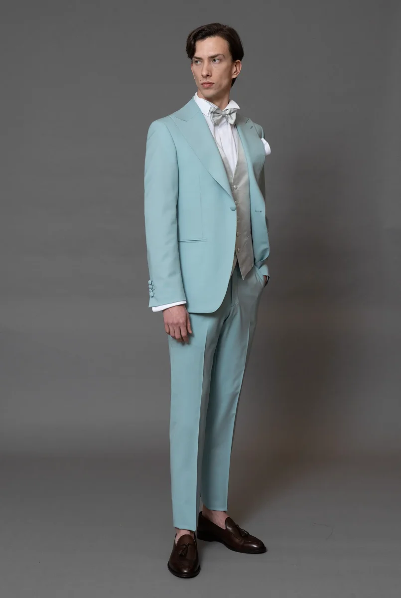 Abito cerimonia un bottone, rever a lancia in lana finissima verde acqua, pantalone con fibbia di regolazione laterale - immagine 2